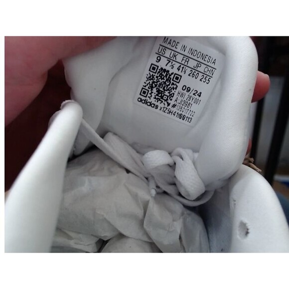 Adidas Women's Runfalcon 5 Running Shoes Sneakers Size 9 - Picture 8 of 8